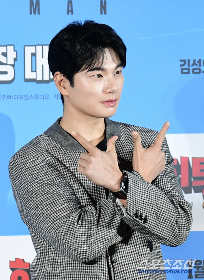 이이경, 면치기 논란 해명 "심은경에 무례 예고..내 마음은 어떻겠냐"