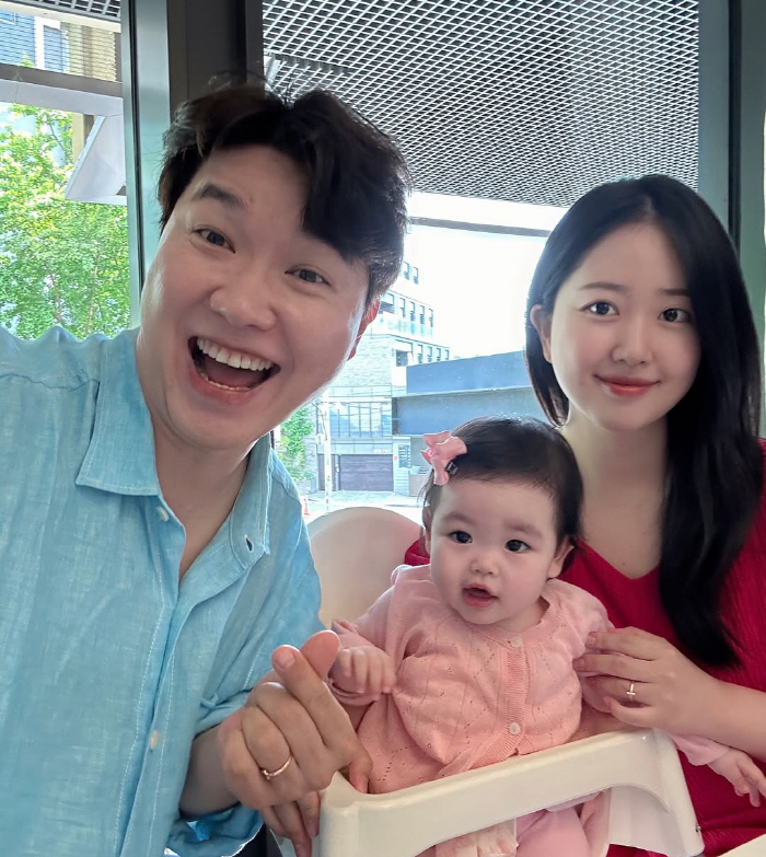 김다예, 30kg 빼고 반쪽된 얼굴...♥박수홍 "육아·다이어트·일까지 …