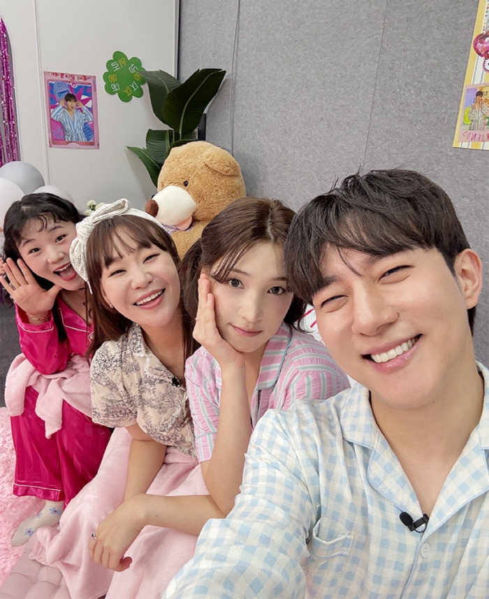 율희도 '깜짝'…