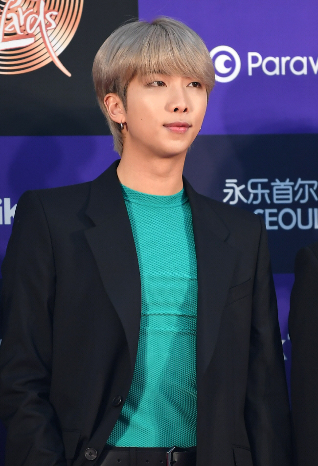 BTS RM, 욕설 영상 입 열었다 "러브버그 때문"[SC이슈]