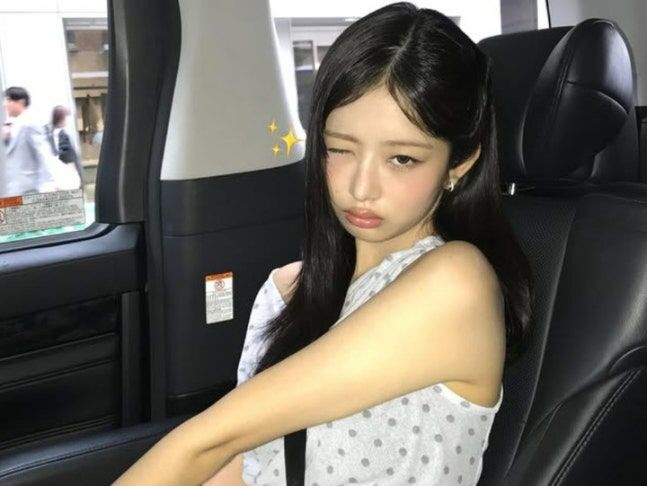 [SCin스타] 아이브 레이, 오늘은 '폭주기니' 아닌 '폭주먹방'..얼…
