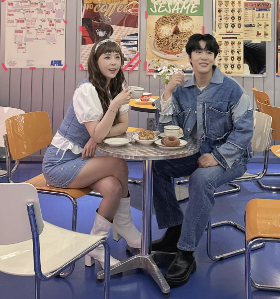 신지가 괜찮다는데…♥문원 '딸 있는 돌싱'고백 후폭풍, 전처 지인까지 등…
