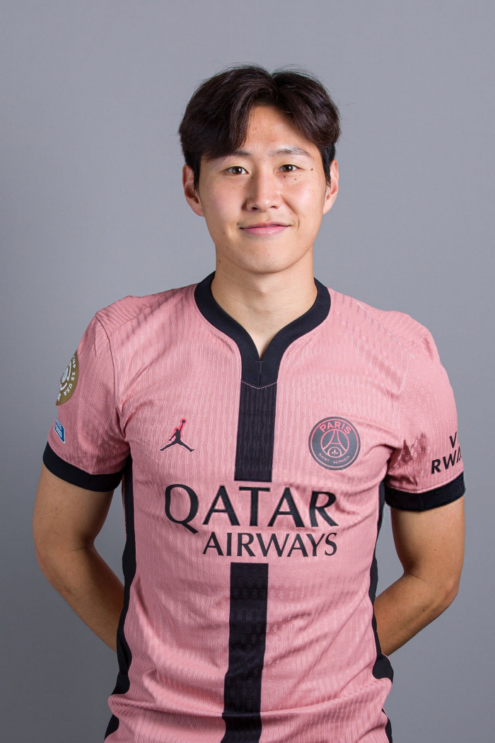 강인이 또 못살게 구네! 프랑스 독설가 재등장…