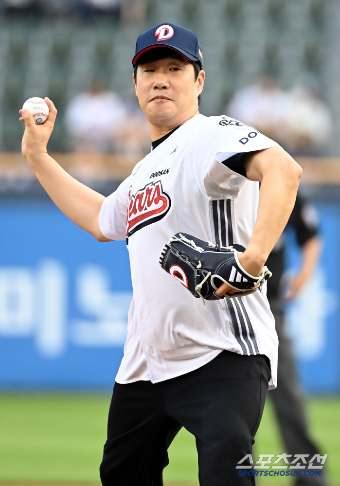 [포토] 배성재, 두산 베어스 원년 팬!