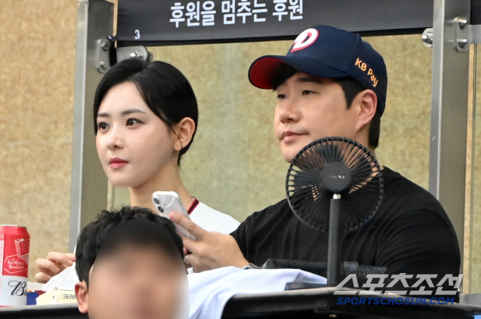 [포토] 배성재-김다영 부부, 야구장 나들이