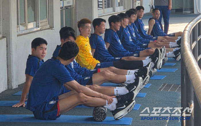 [현장에서]'동아시안컵으로 본격 WC 준비!'...'전쟁 선포' 홍명보 …