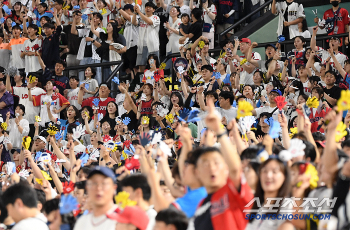 [포토] 뜨거운 사직구장 야구 열기