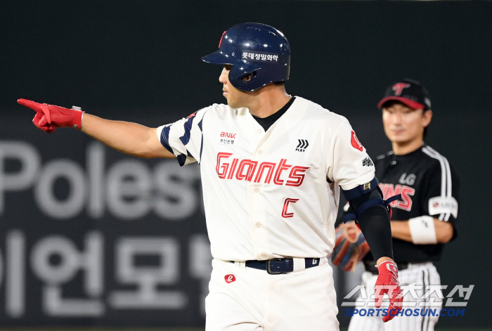 '롯데 드디어 공동 2위 등극. 1위 보인다' 이민석 6.2이닝 무실점 …
