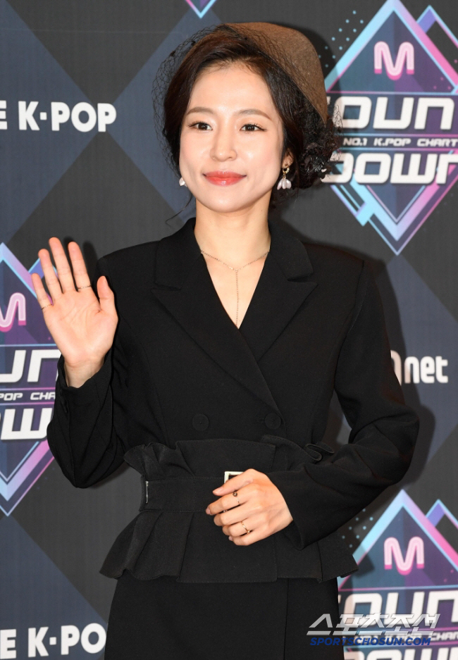 홍자 