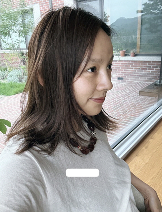 이효리, 주끈깨 드러낸 '리얼' 민낯...'60억' 평창동家 마당은 럭셔리 촬영장