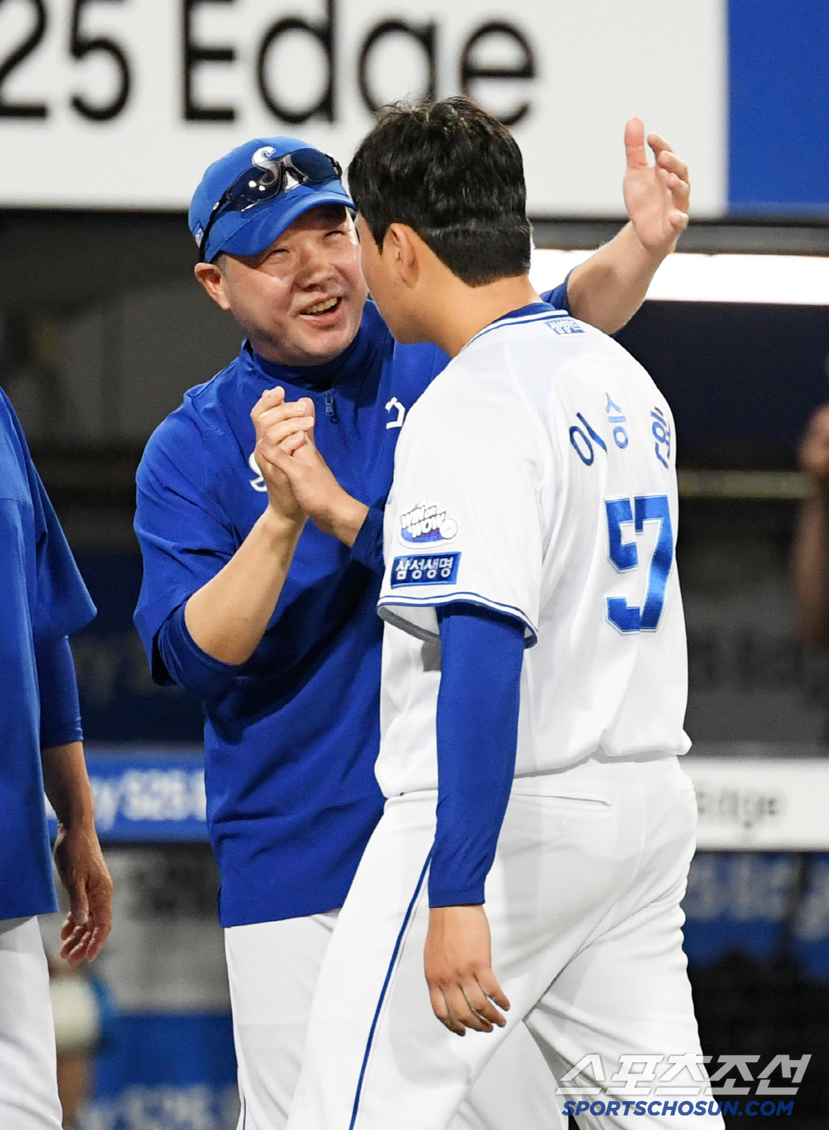 '국민 유격수도 감탄한 인생투' 눈앞에서 놓친 노히트노런...오히려 이승…