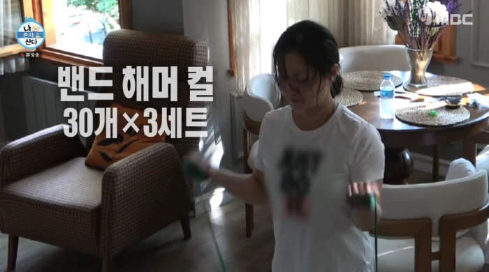 박나래, '48kg' 찍고 납작배 비키니 몸매...'14kg 감량' 후 …
