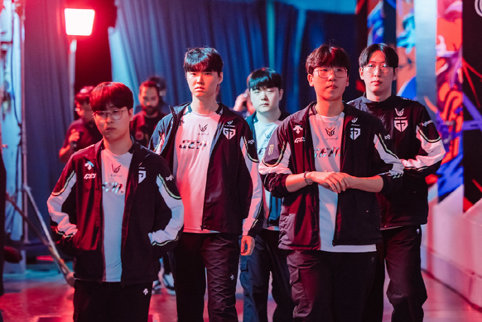 [MSI] 젠지, 중국의 AL 물리치며 2연속 결승 진출에 1경기 남아