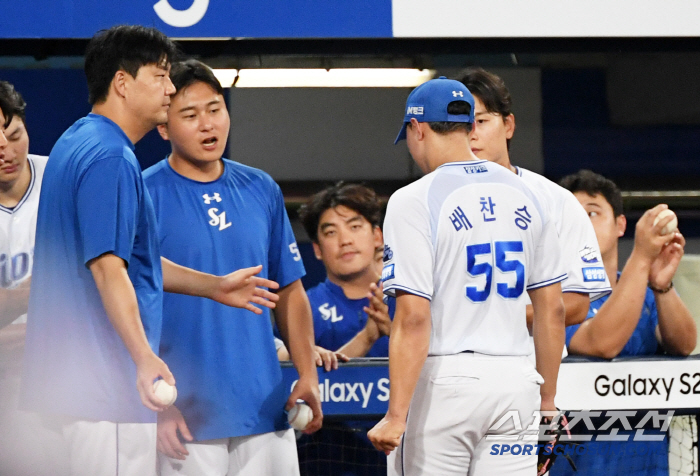 ‘154km 강속구도 무용지물’ BBBBBBBBBBB, 영점 안 잡힌 루…