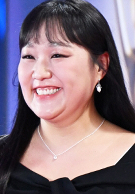 이수지 ‘제이미맘’ 패딩 후폭풍…"GD 파티서 몽클 관계자에 무릎 사과"