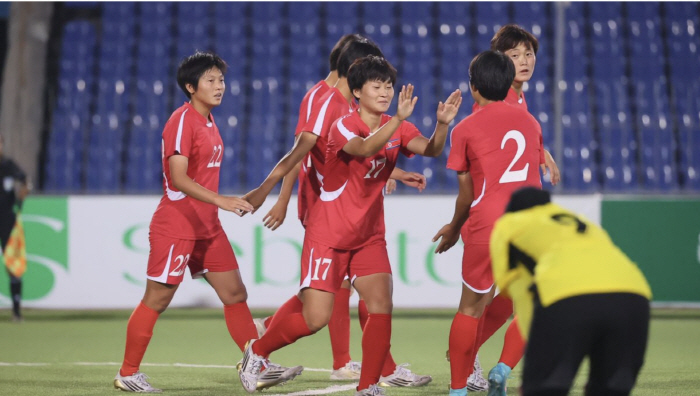 대한민국 초비상!...'세계 최강' 북한 무조건 피해야, 아시안컵 본선행 '3경기 26골 폭격'