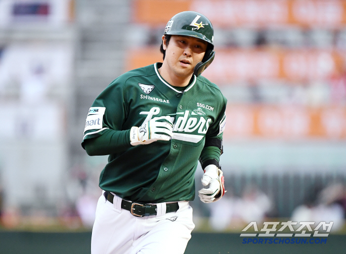 'KBO 역대 우타자 최초' 최정 또 대기록 썼다, 이제 양준혁이 보인다…