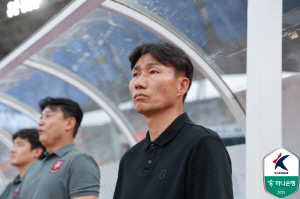 들뜨지 않은 이영민 감독 