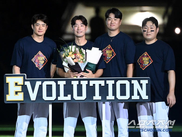 [포토] 김재호, 김재환 이영하 양의지와 함께
