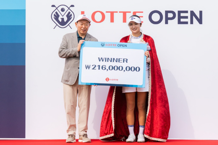 4만 갤러리가 즐긴 진정한 '골프해방구', 축제의 끝에 신동빈 회장이 있…