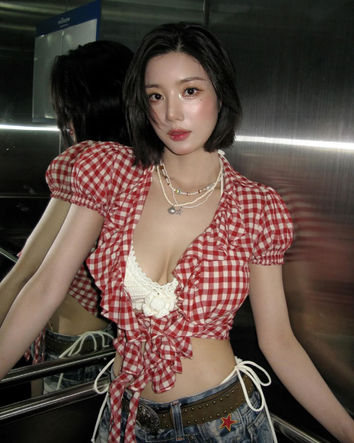 올해도 권은비였다..레전드 찍은 '워터밤 여신' 비하인드 대방출 [SC이슈]