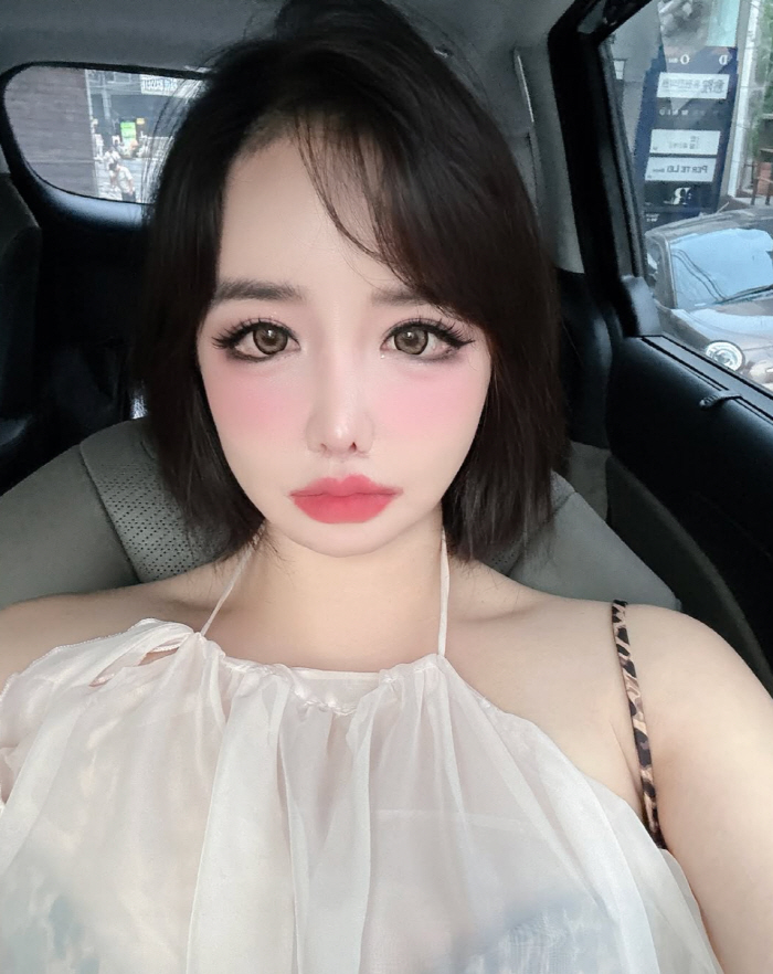 박봄, '워터밤' 찢었다..호피 비키니+시스루로 완성한 섬머룩