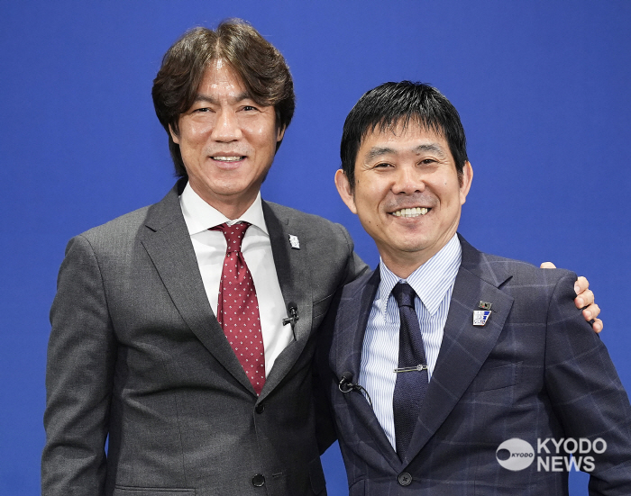 홍명보-모리야스가 튼 물꼬, 한-일 축구 '숙적→동료' 새 전기 마중물 …