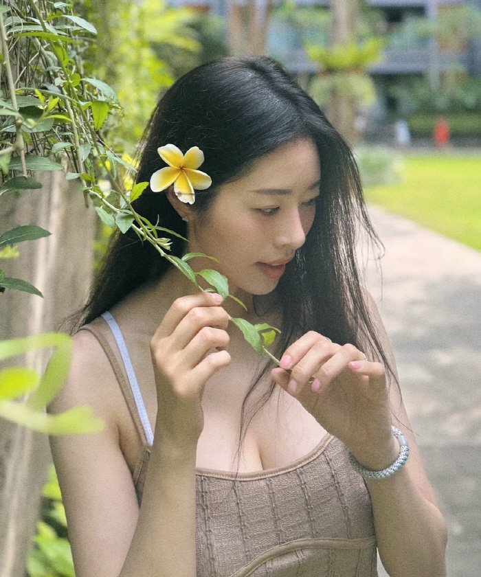 "새신랑은 좋겠네"…'장성규 회사 이사♥' 서동주, 가슴 깊게 파인 드레…
