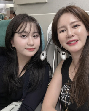 [SCin스타] 안정환♥이혜원, 기둥 뽑혀도 마냥 좋은 자식 자랑..딸 뉴욕대→서울대까지 합격