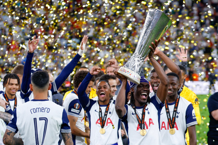 흥민 주장 잘있어! 'EPL 191경기' 토트넘 MF 팀 떠난다…유벤투스…