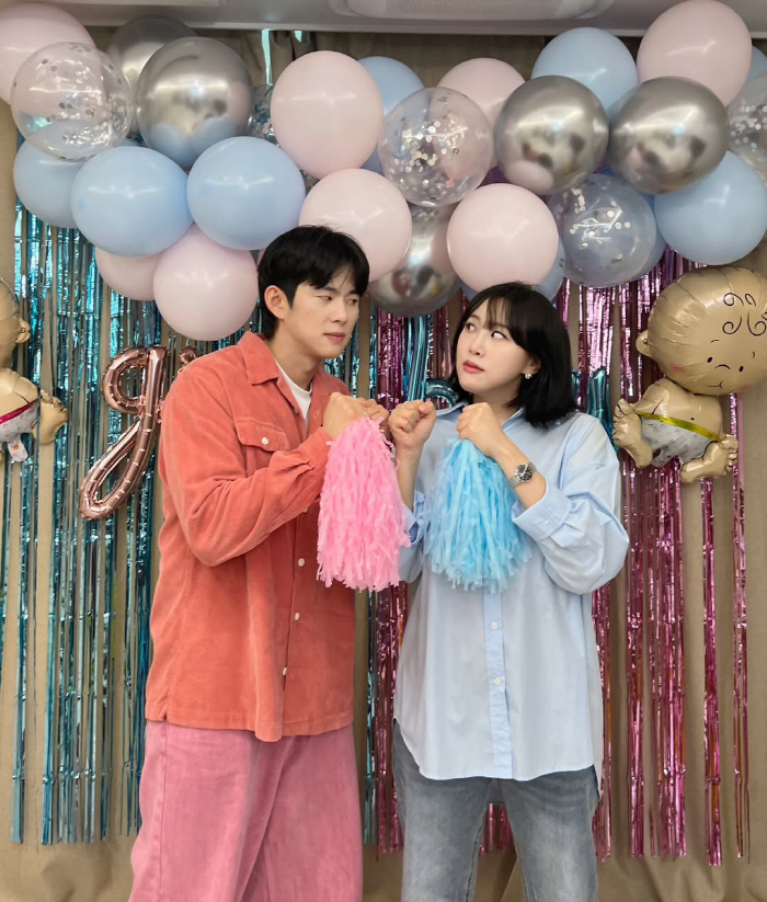 임라라♥손민수, 2세 쌍둥이 성별은 '아들·딸'..."기적처럼 느껴지는 …