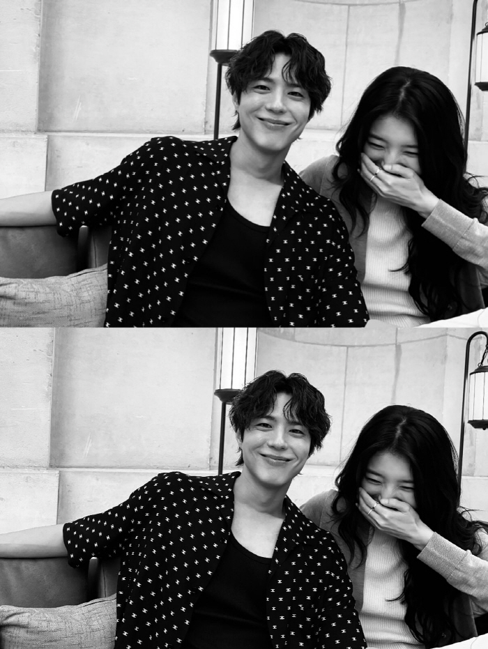 BTS 뷔·수지, 1살 연상연하의 '달달' 눈빛...'국위선양' 비주얼로…