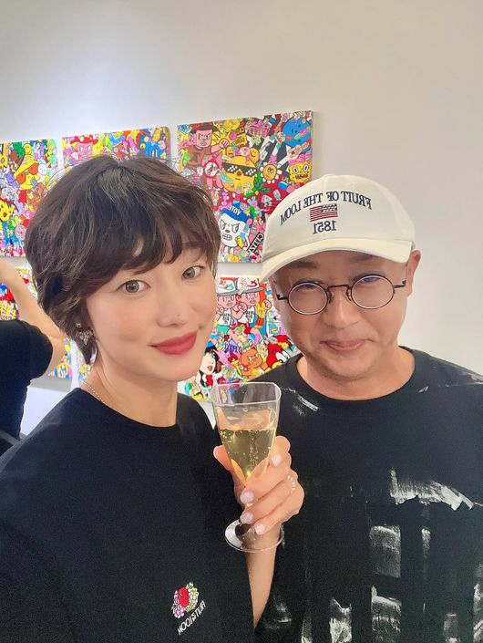 [SCin스타] 최여진, 7살 연상 ♥김재욱 불륜설 나와보라지..이희준展…