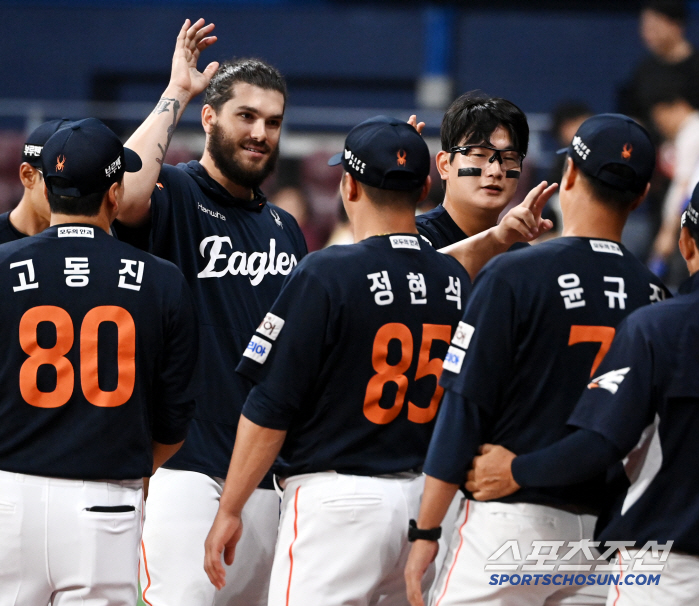 "한화? 이변이 없더라고"…명장도 혀 내둘렀다, '한엘롯기' 1위 싸움 …