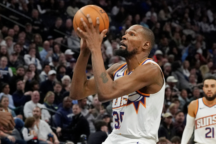 NBA 에어컨리그 최고의 무브. 케빈 듀란트 휴스턴행. 美 매체 "올 시즌 최고의 이적 톱 10. 1위 KD"