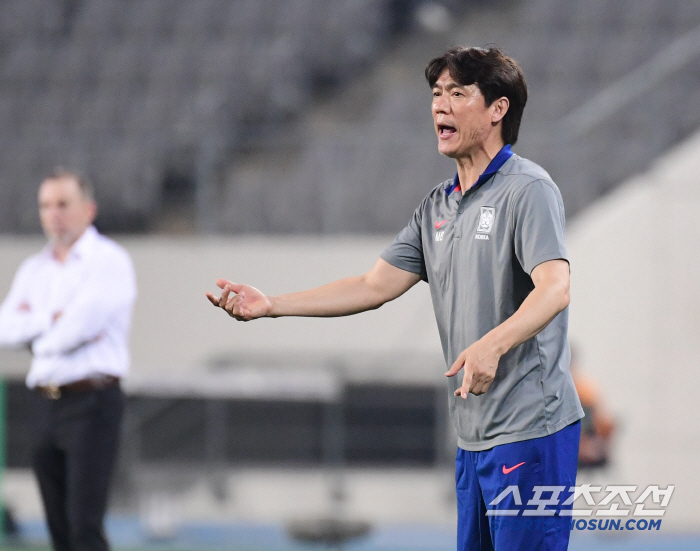 "'미친 왼발' 이동경→눈에 띈 김주성" 홍명보 감독, 북중미월드컵 겨냥…