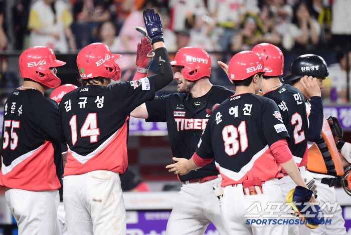 '정규시즌 우승 확률 71.4% 잡았다' 16안타 대폭발 한화, KIA …