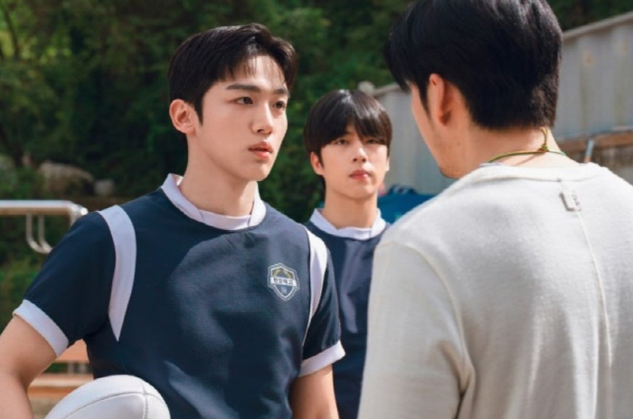 [공식] ‘트라이’ 윤계상X김요한, 티격태격 럭비 사제 케미 기대UP