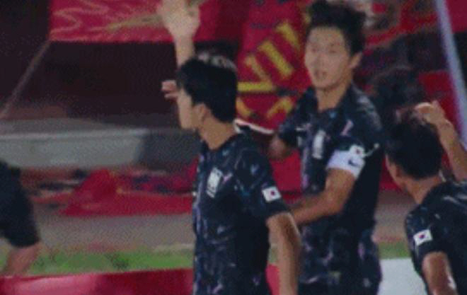 "한국 선수 인성 너무 별로, 한국인 품격 없어" 축구 못하는 중국 완전…