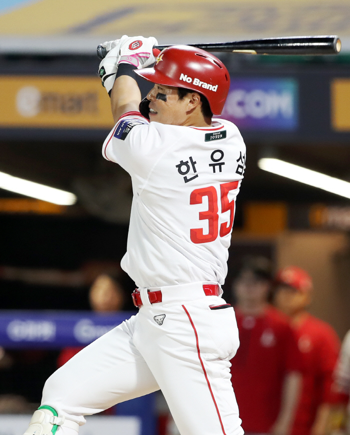 "(김)광현이 형 미안해"→"무슨 소리? 충분히 잘하고 있어"…웃지 못했…