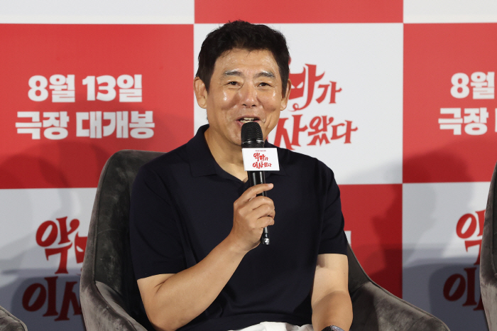[SC현장] "따따따 따따"…'악마' 된 임윤아, '엑시트' 감독과 6년…