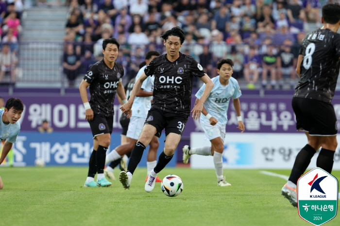 "이대로 은퇴할 수 없다" 십자인대 부상으로 8개월 아웃된 리영직, 눈물…