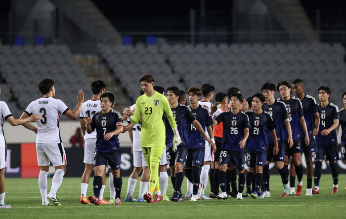 韓 닮은 꼴 日 출격, 동아시안컵 하이라이트는 결국 한-일전 '외신도 관…