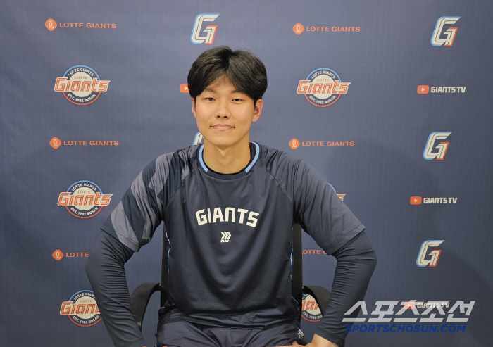 "한가운데만 보고 던져!" 데뷔 6년만에 빛본 155㎞ 좌완, 후반기는 …