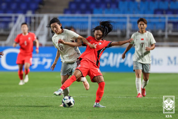 '장슬기 동점골'→'지소연 95분 원더 극장골'...경기력 압도한 한국,…