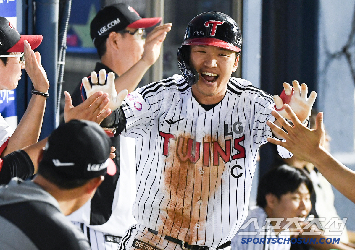 16안타 대폭발. '빠따로 이긴' 염갈량이 포수 이주헌을 칭찬한 이유 "…