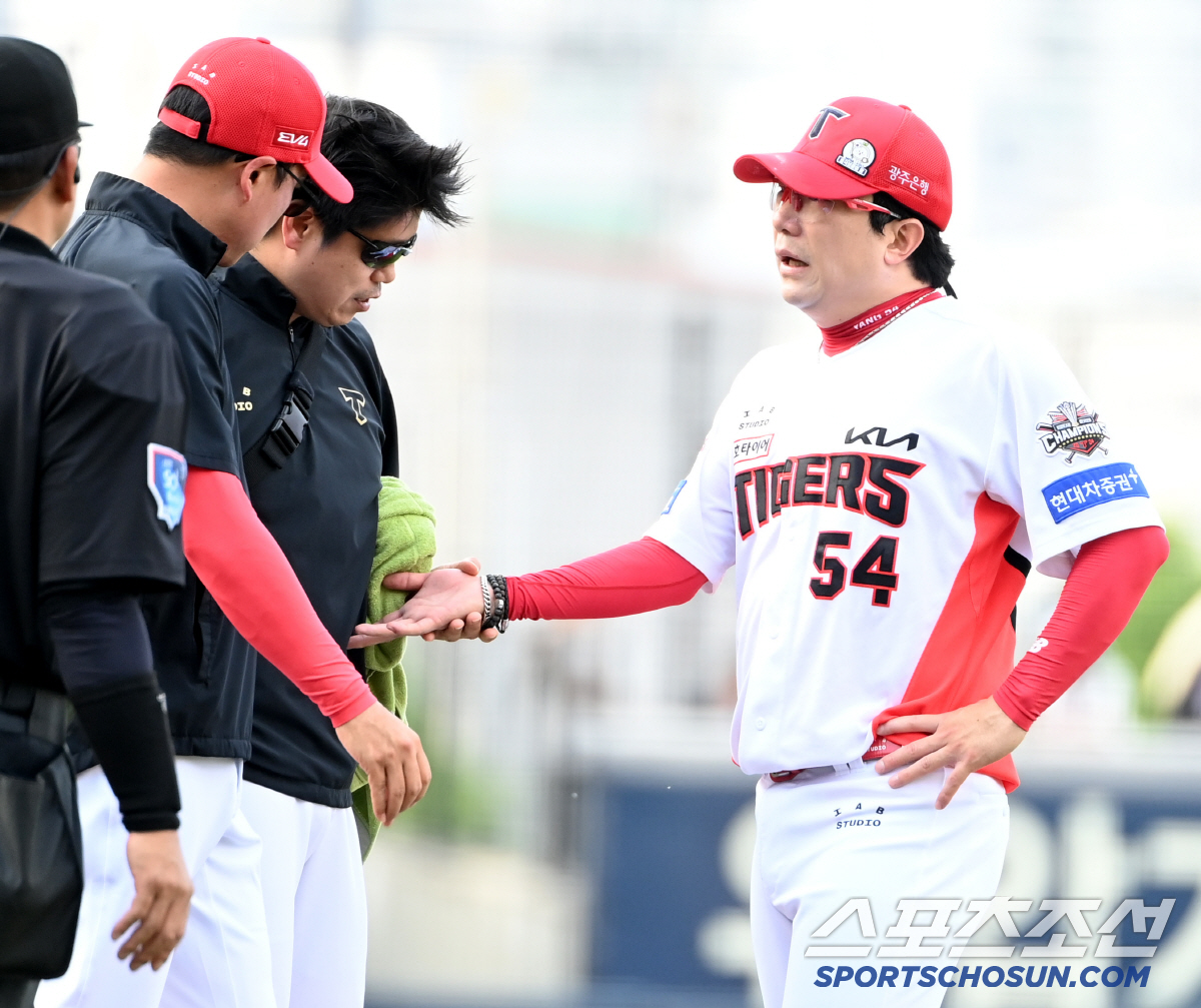 '낯선 22위' 단 한번도 못 쉬었다…현역 1위-역대 최초 대기록, KI…
