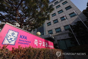 K리그도 VAR 판독 결과 장내 방송한다…8월 정식 도입 추진