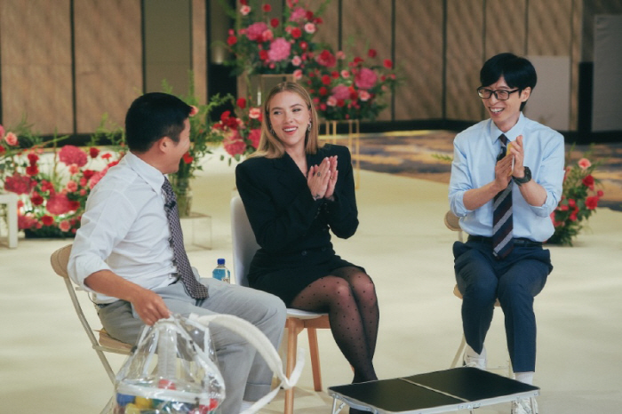 [SC리뷰] '아기 공룡 쭈쭈' 찍은 유재석, 스칼릿 조핸슨과 캐스팅 성사 "공룡 영화 찍자"('유퀴즈')