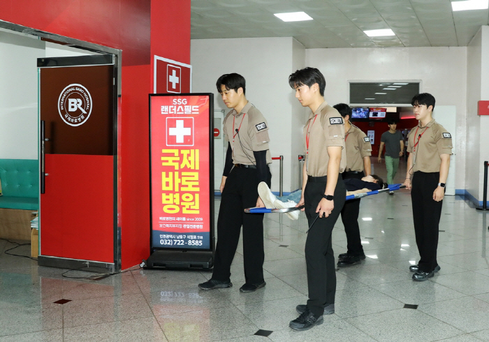 '폭염에도 안전하게 야구 보세요!' SSG 랜더스, 혹서기 관람 안전대책…